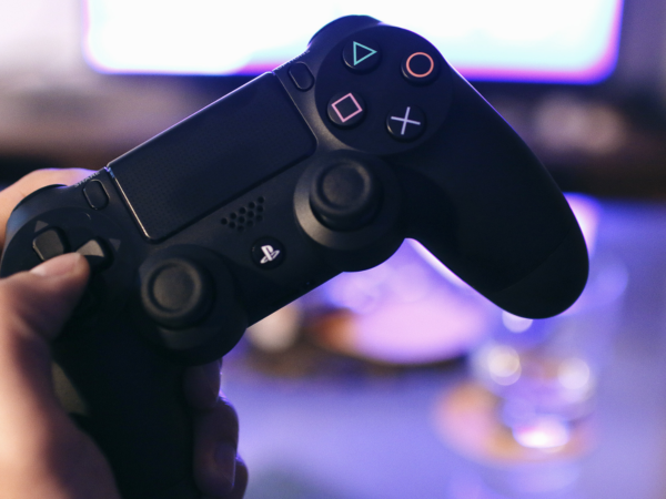 Sony vs. Microsoft: The Ultimate Battle for Gaming Supremacy